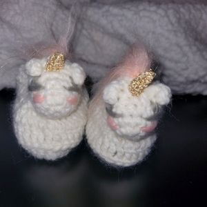 Hand Crocheted Unicorn Baby booties